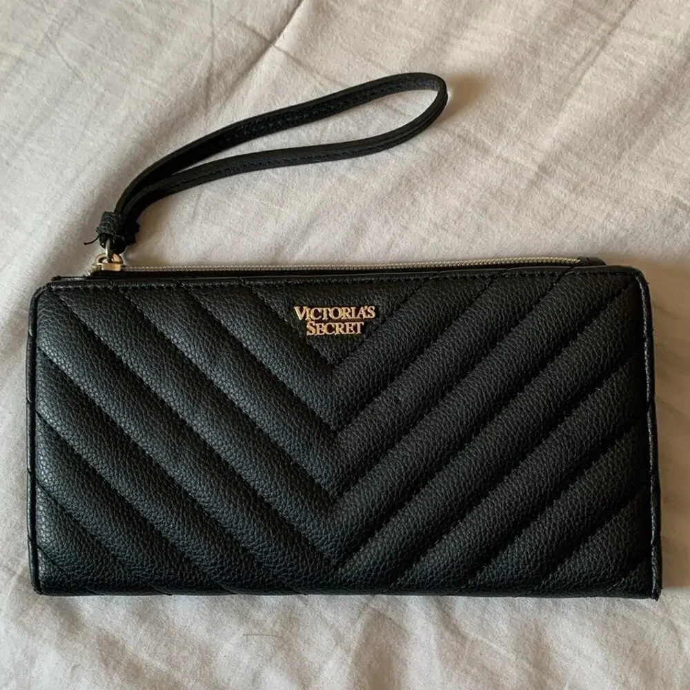 Victoria’s Secret Black Clutch Wallet EUC - Picture 2 of 4
